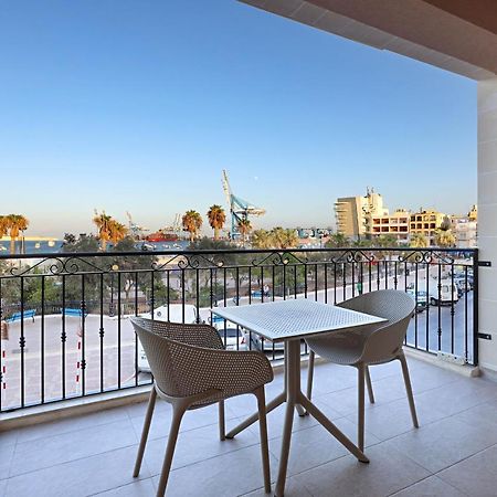Gem Beachfront Apt With Amazing Bay And Sea Views Birżebbuġa エクステリア 写真