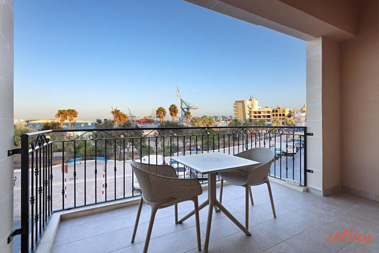 Gem Beachfront Apt With Amazing Bay And Sea Views Birżebbuġa エクステリア 写真