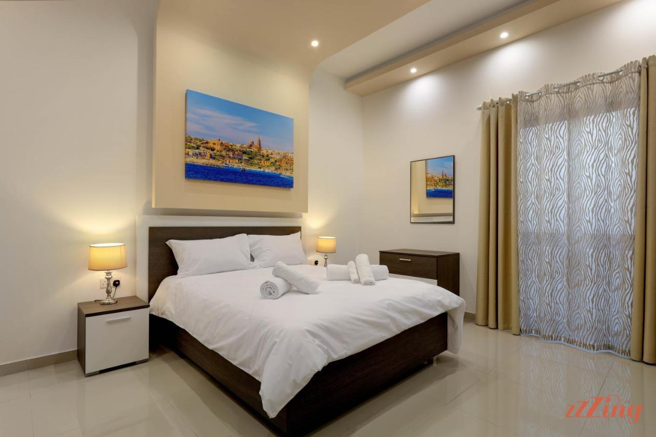 Gem Beachfront Apt With Amazing Bay And Sea Views Birżebbuġa エクステリア 写真