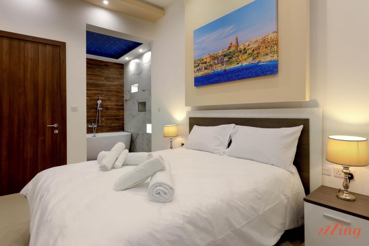 Gem Beachfront Apt With Amazing Bay And Sea Views Birżebbuġa エクステリア 写真